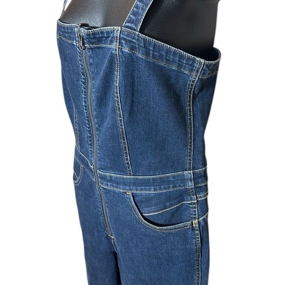 Levi’s women’s 27 revelry shaping overalls zipper front - Picture 2 of 5